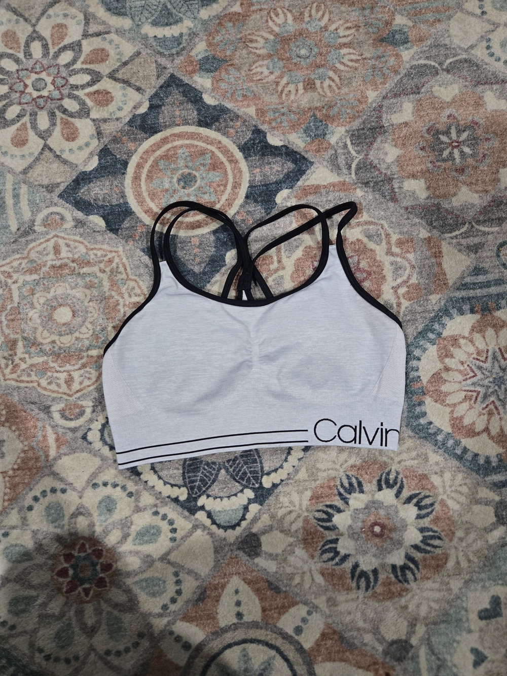 Calvin Klein Women’s Small Light Gray Performance Sports Bralette - Picture 3 of 6